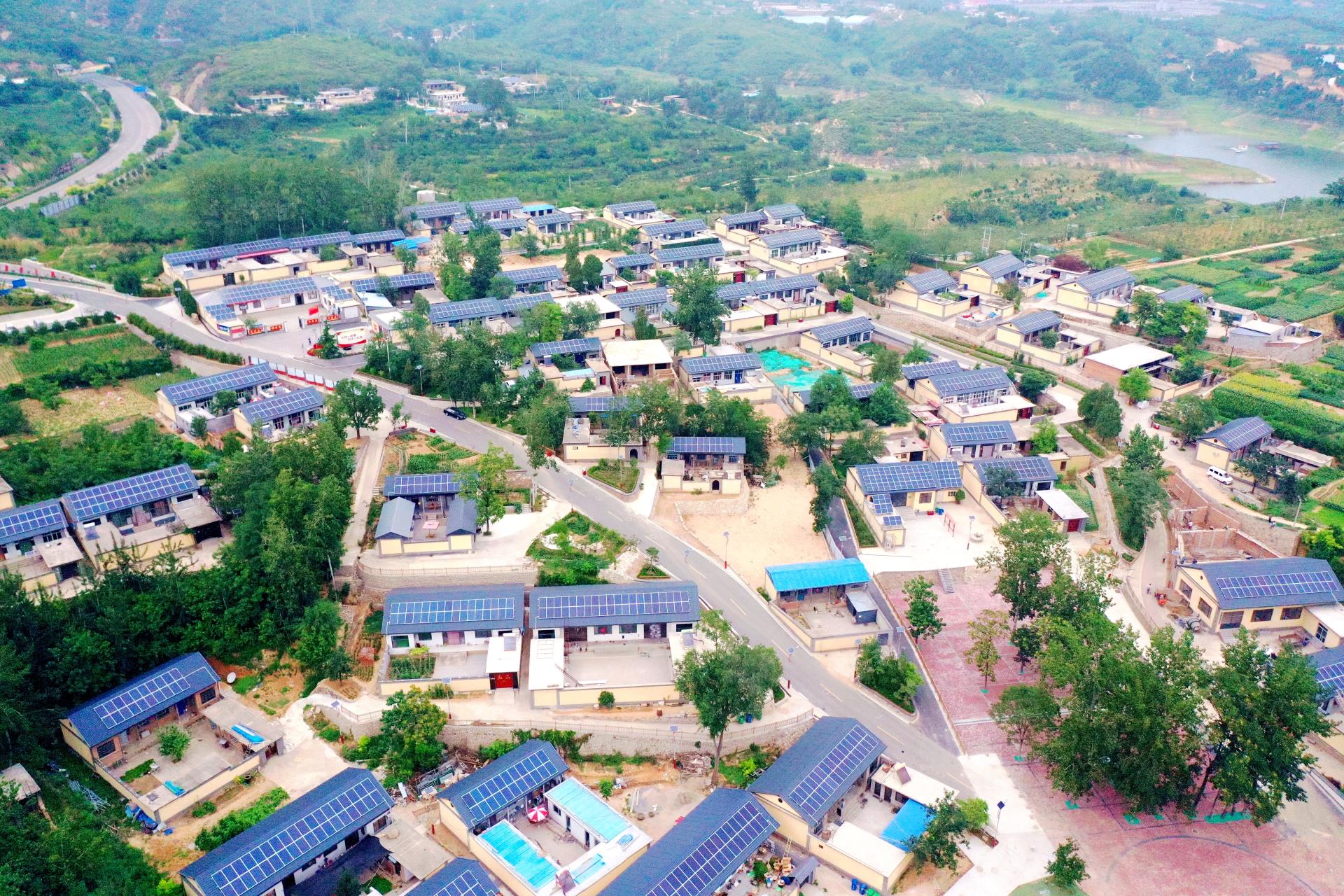 云顶国际电气西柏坡北庄光伏示范工程